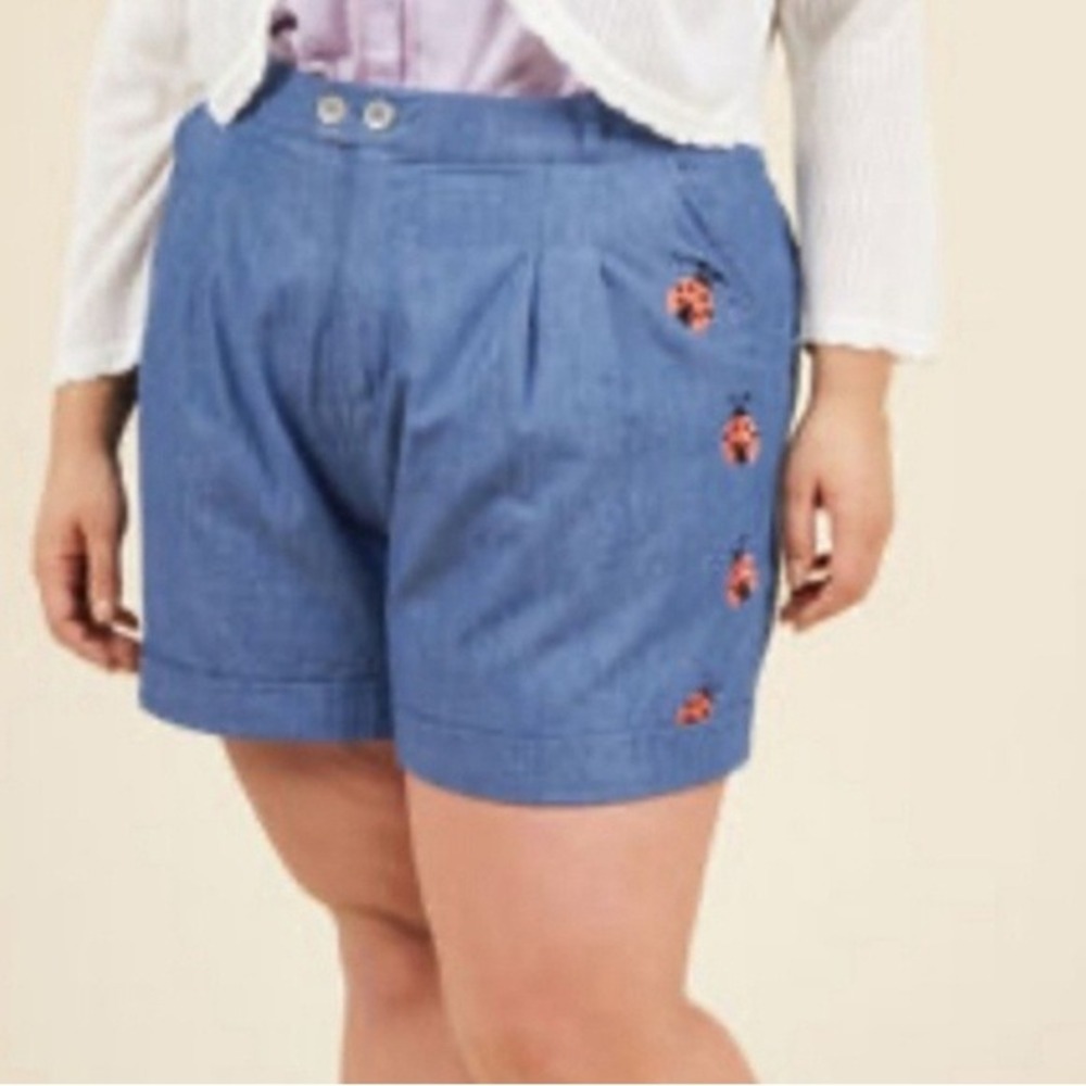 Modcloth Lady Bug Lovin Soft Girl Artsy Chambray Cuffed Cotton Shorts 4X